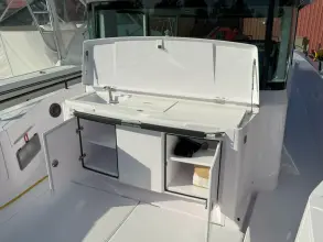 Thumbnail von Axopar 37 XC Cross Cabin Stock 20