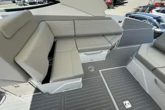 Thumbnail von Cruisers Yachts 38 GLS