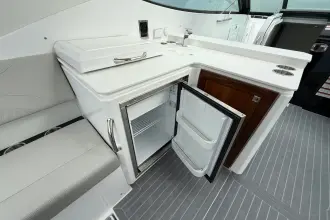 Thumbnail von Cruisers Yachts 38 GLS