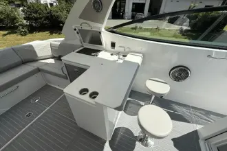 Thumbnail von Cruisers Yachts 38 GLS