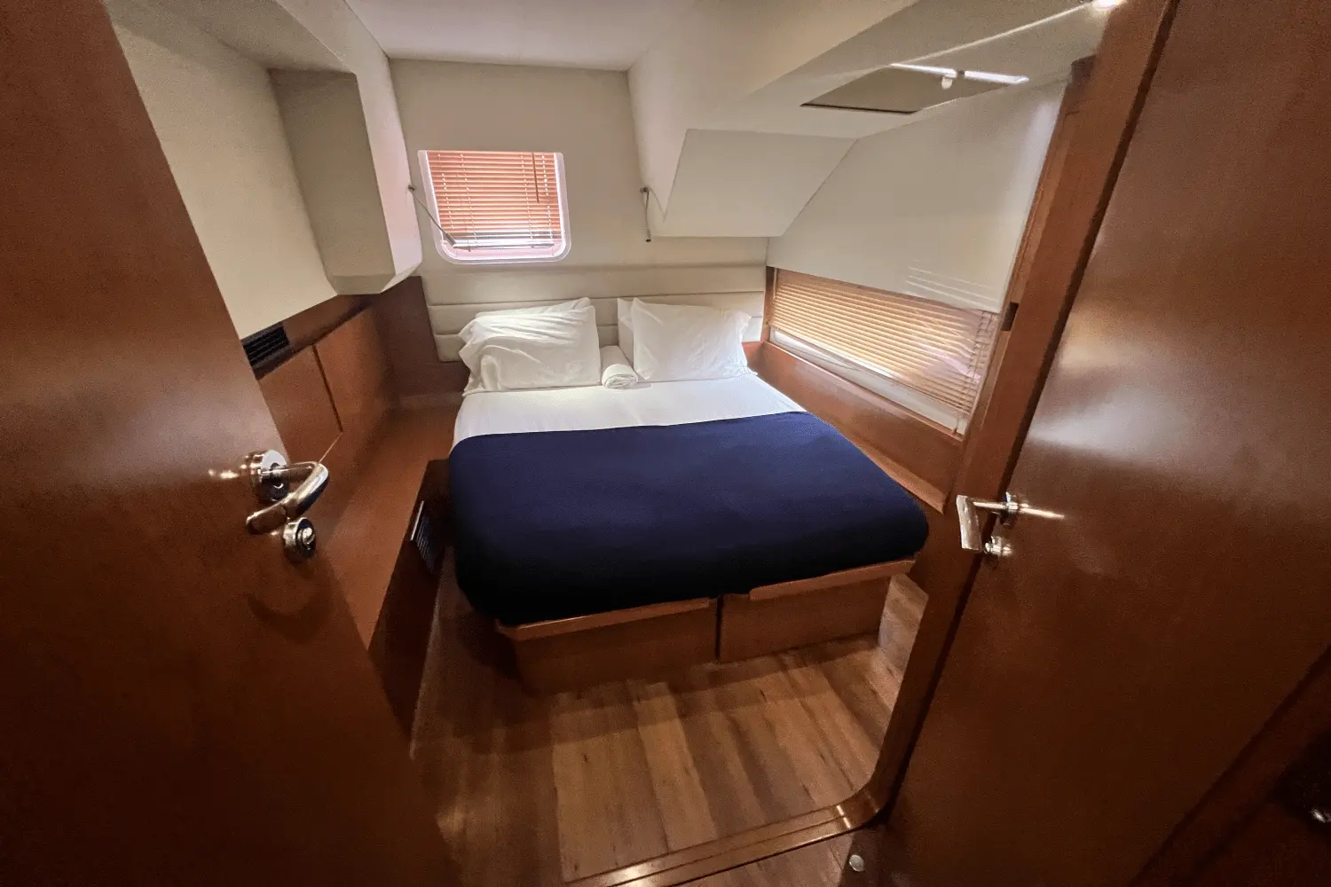 Thumbnail von Aquila 48