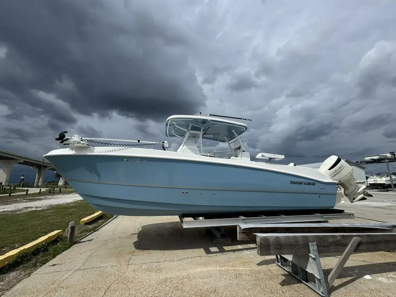 Thumbnail von Twin Vee 28 GF