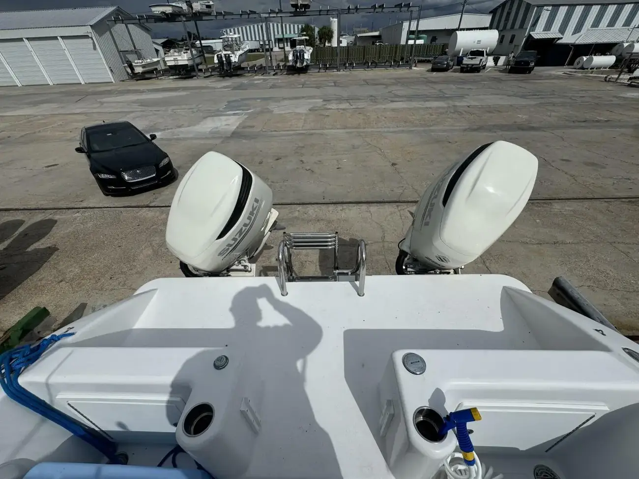 Thumbnail von Twin Vee 28 GF