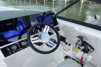 Thumbnail von Sea Ray SDX 230 Außenborder