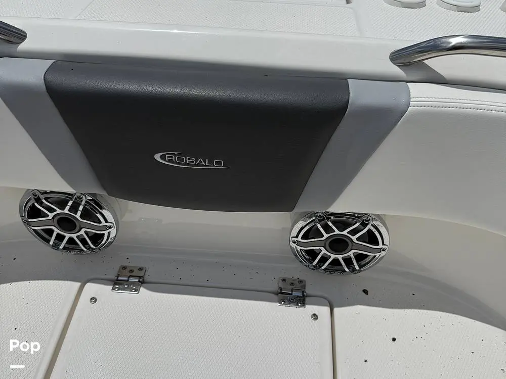 Thumbnail von Robalo 272