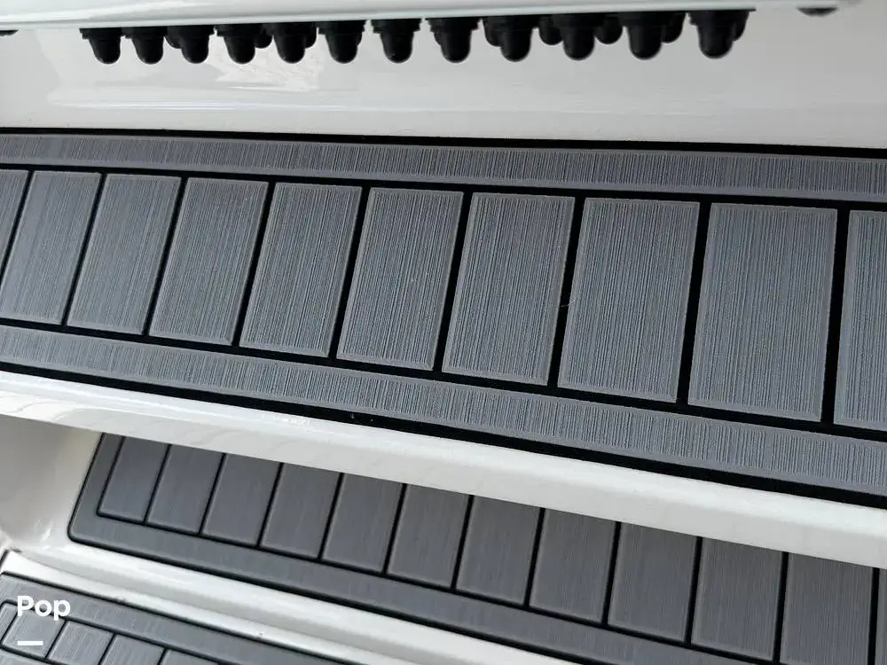 Thumbnail von Robalo 272