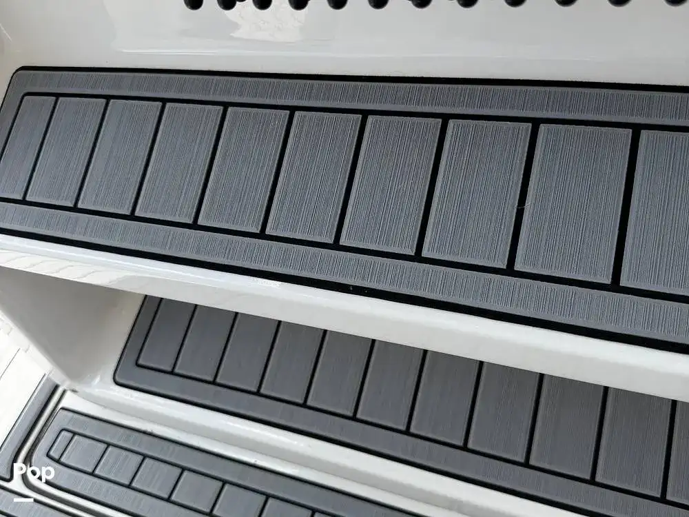 Thumbnail von Robalo 272