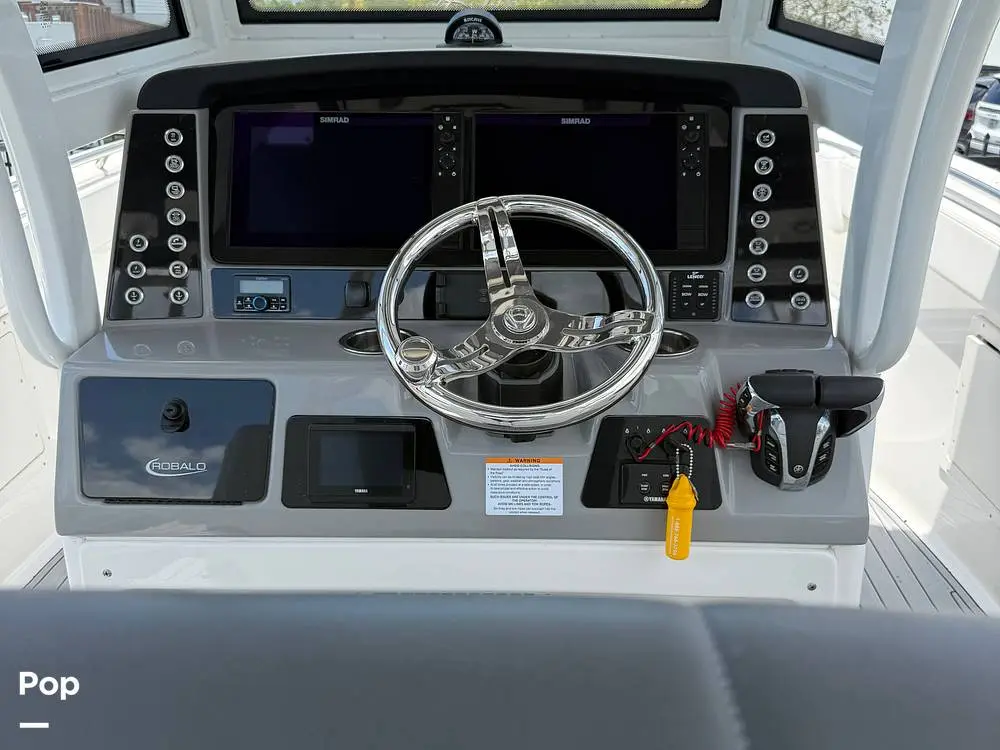 Thumbnail von Robalo 272