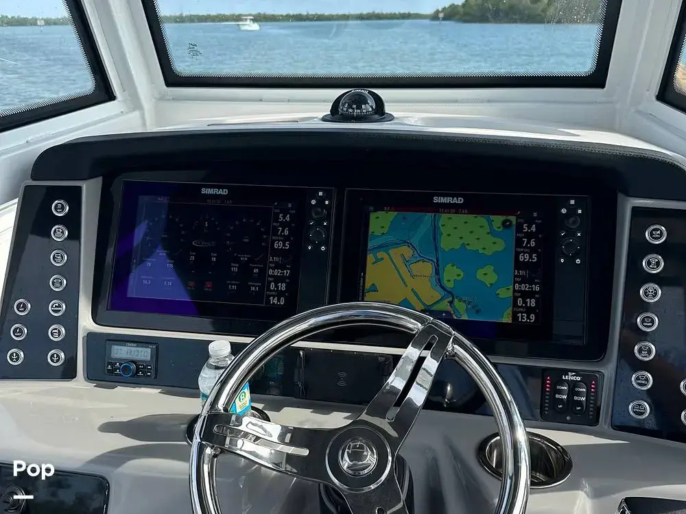 Thumbnail von Robalo 272