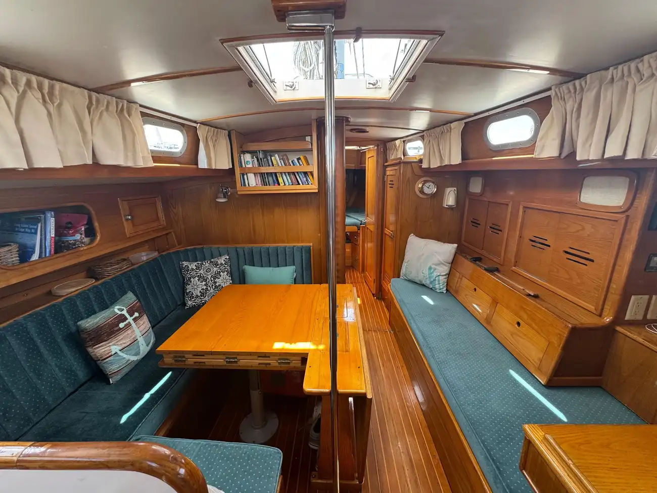 Thumbnail von Hinckley Sou'wester 42