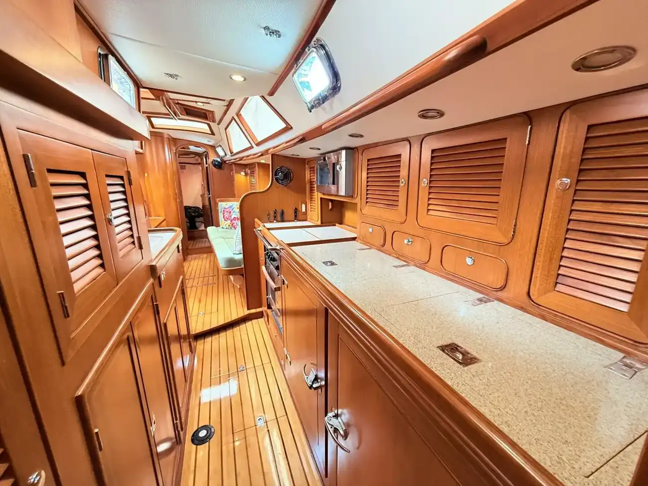 Thumbnail von Hylas H46