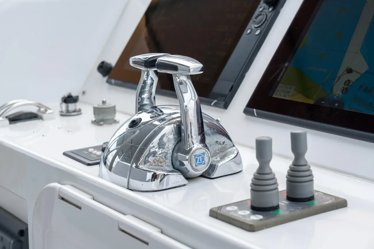 Thumbnail von Privilege 745 Sur L'eau