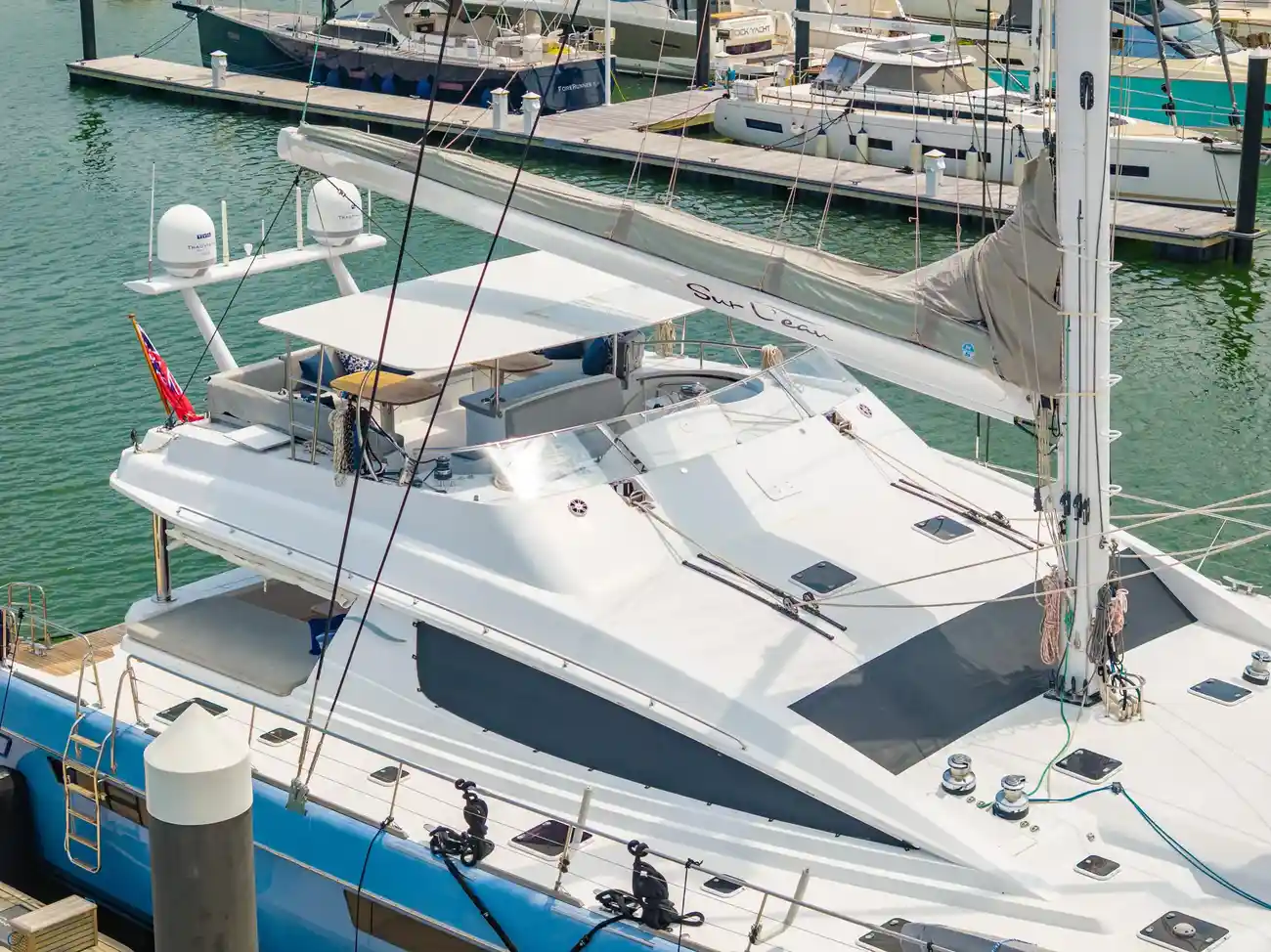 Thumbnail von Privilege 745 Sur L'eau