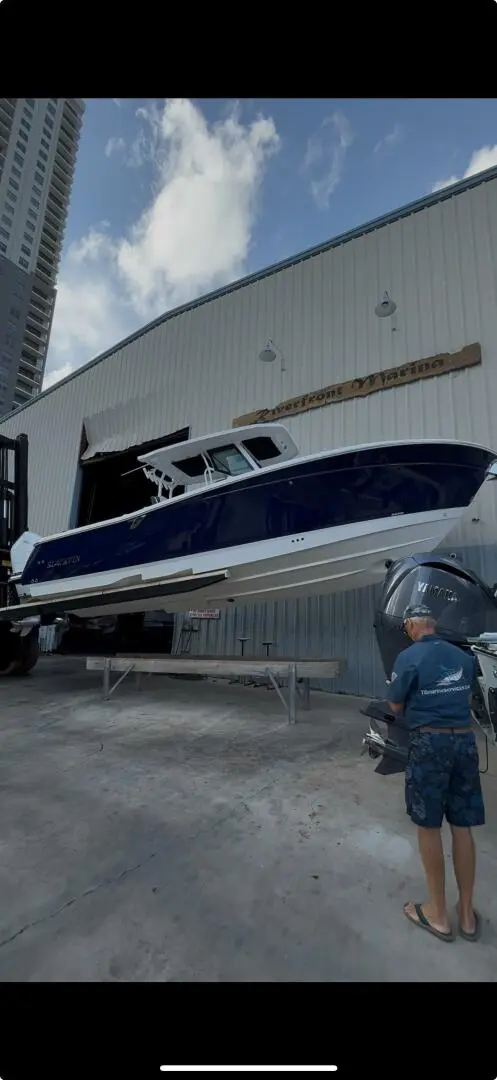 Thumbnail von Blackfin 302 CC