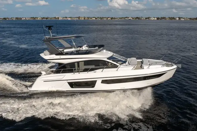 Azimut Fly 53