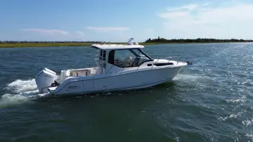Thumbnail von Boston Whaler 325 Conquest