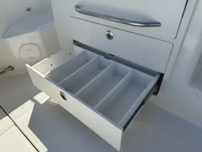 Thumbnail von Boston Whaler 325 Conquest