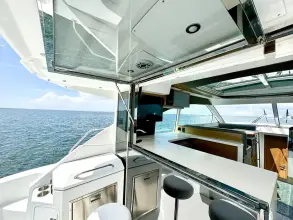 Thumbnail von Cruisers Yachts 45 Cantius