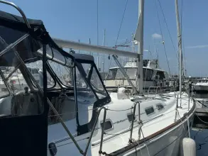 Thumbnail von Beneteau Oceanis 473 Sanctuary
