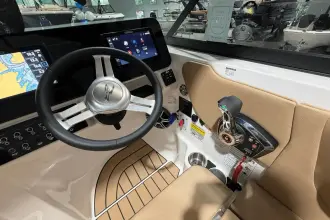 Thumbnail von Sea Ray SDX 230