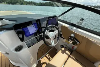 Thumbnail von Sea Ray SDX 230 Surf