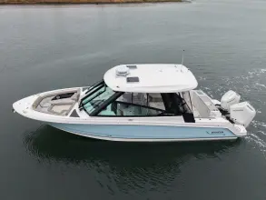 Thumbnail von Boston Whaler 330 Vantage
