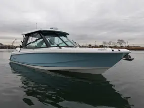 Thumbnail von Boston Whaler 330 Vantage