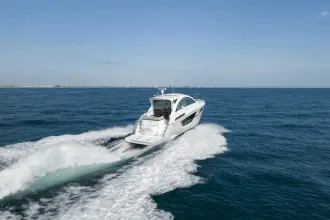 Thumbnail von Cruisers Yachts 50 Cantius