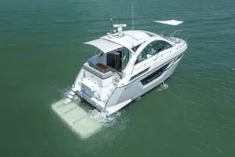Thumbnail von Cruisers Yachts 50 Cantius