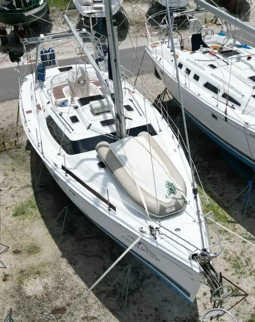 Thumbnail von Hunter 45 CC Momentum