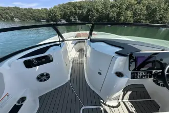 Thumbnail von Sea Ray SDX 230 Surf