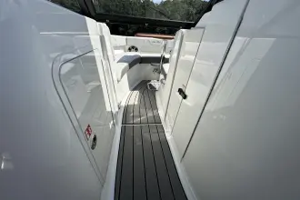 Thumbnail von Sea Ray SDX 230 Surf