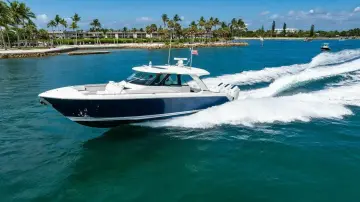 Thumbnail von Tiara Yachts 48LS