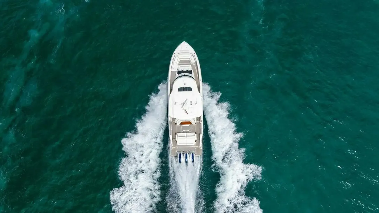 Thumbnail von Tiara Yachts 48LS