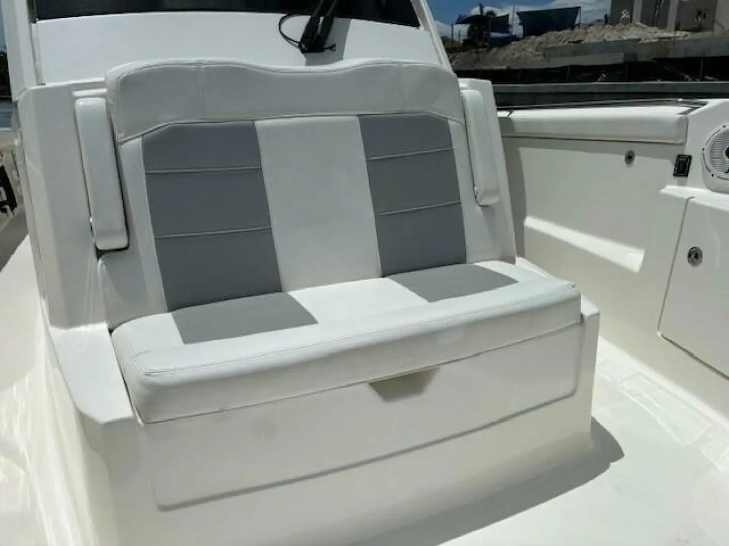 Thumbnail von Pursuit S 328