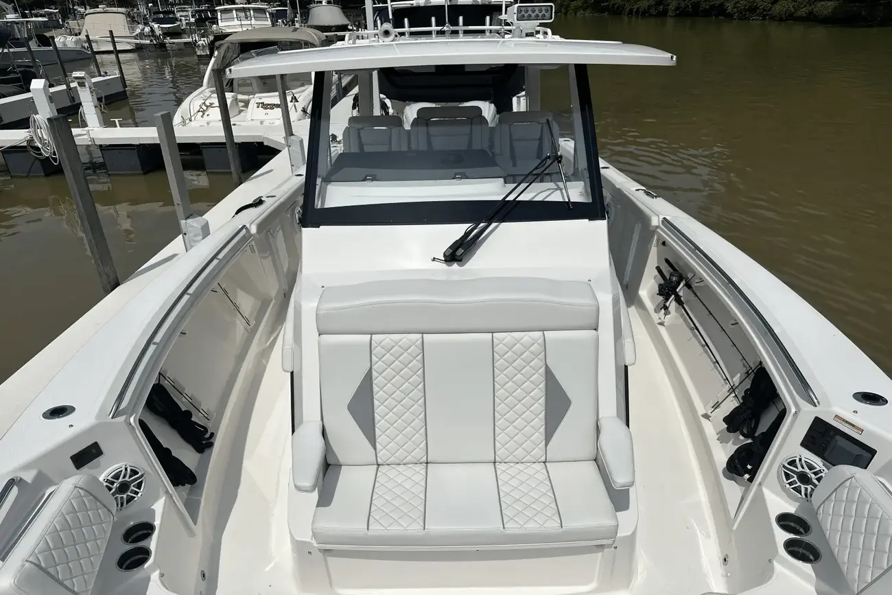 Thumbnail von Pursuit S 358