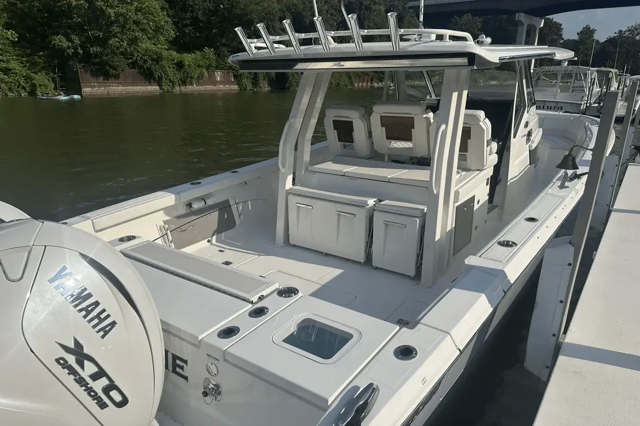 Thumbnail von Pursuit S 358