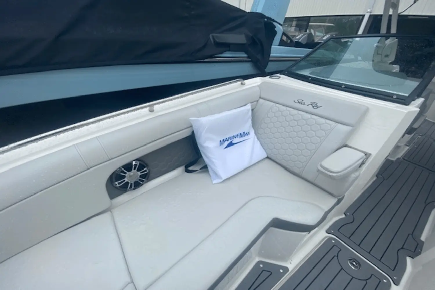 Thumbnail von Sea Ray SDX 270