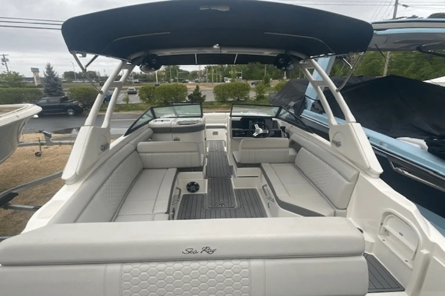 Thumbnail von Sea Ray SDX 270