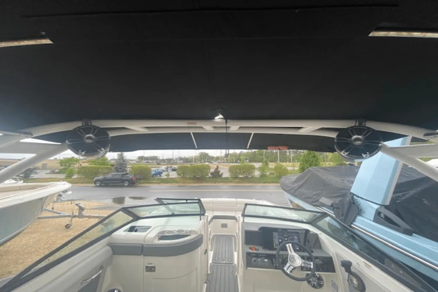 Thumbnail von Sea Ray SDX 270