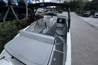 Thumbnail von Sea Ray SPX 210 Outboard