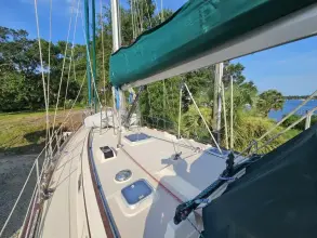 Thumbnail von Island Packet 44 Loafer's Glory II