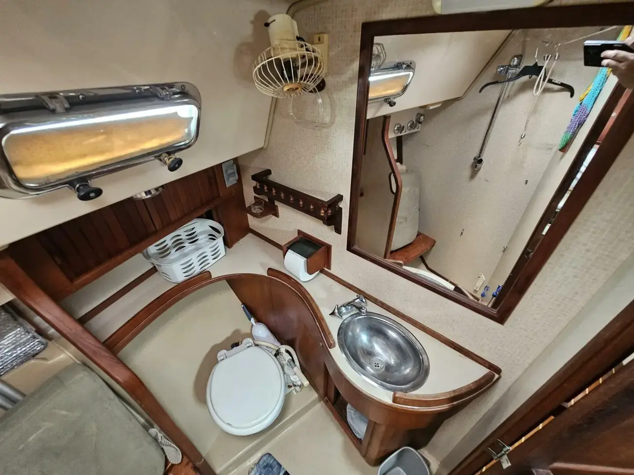 Thumbnail von Island Packet 44 Loafer's Glory II