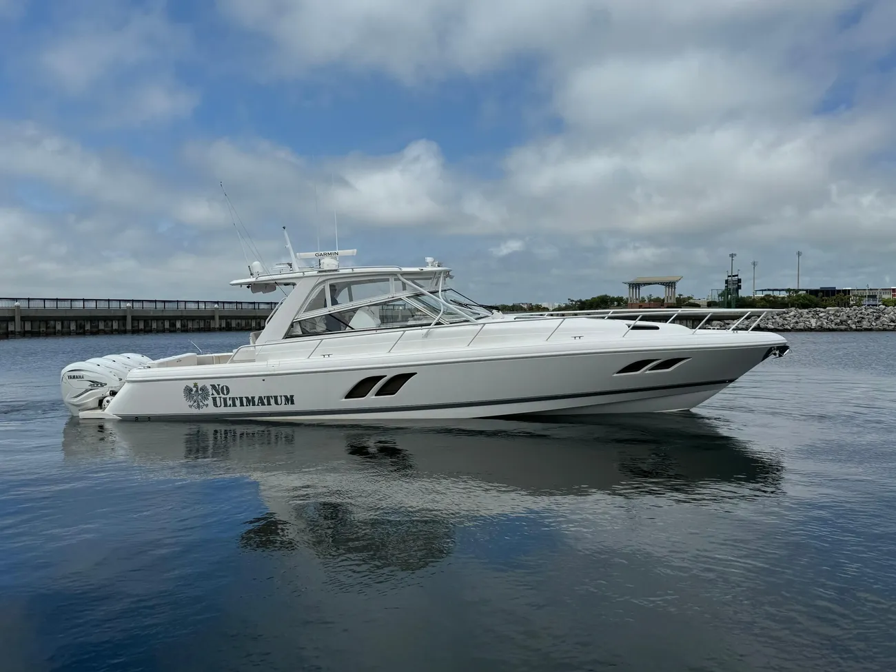 Thumbnail von Intrepid 475 Sport Yacht