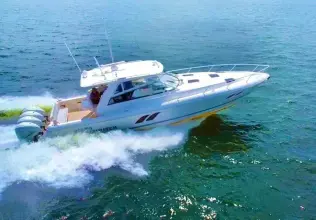 Thumbnail von Intrepid 475 Sport Yacht