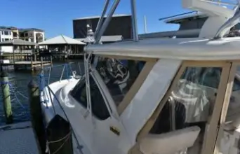 Thumbnail von Tiara Yachts 3200 Open