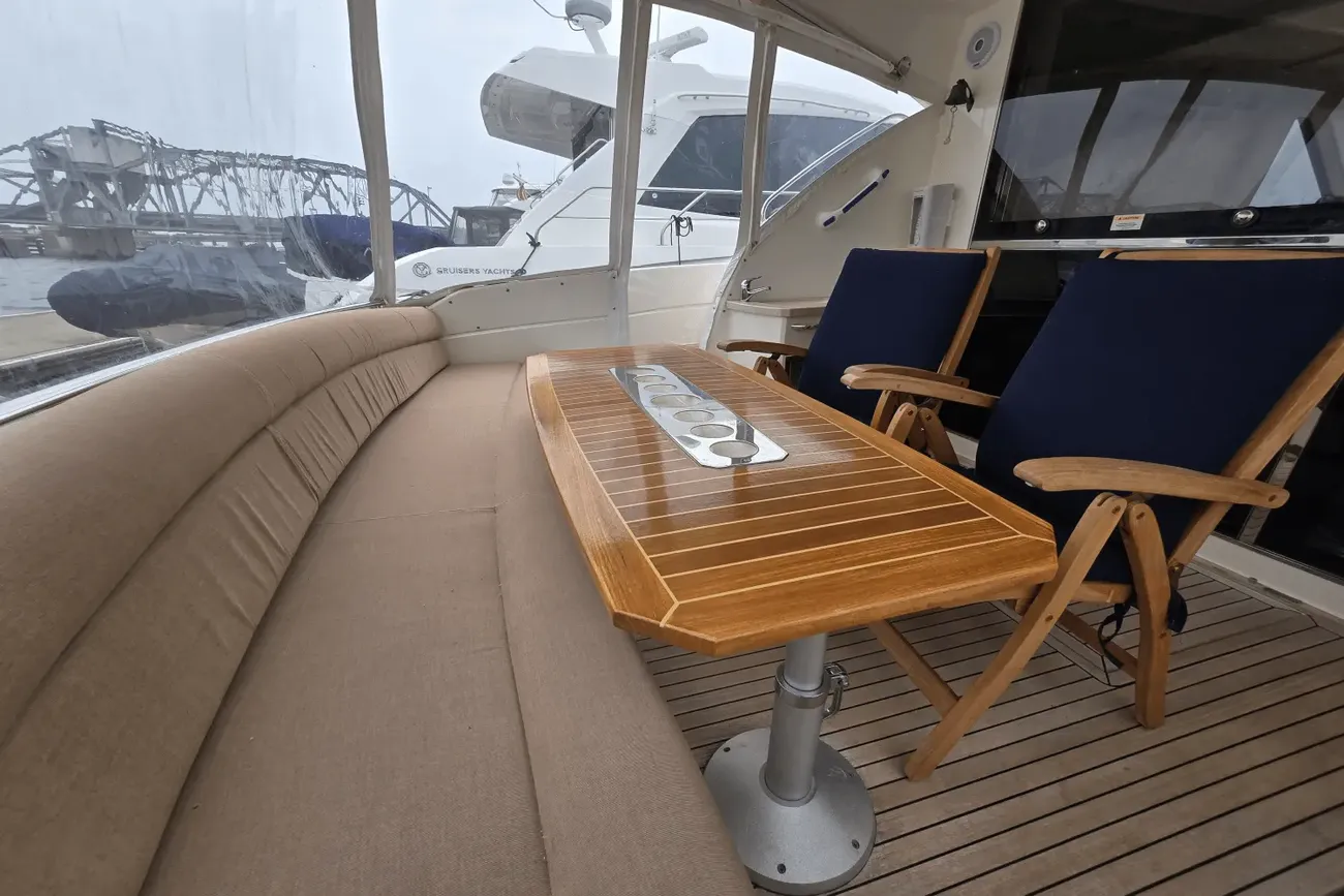 Thumbnail von Riviera 4400 Sport Yacht