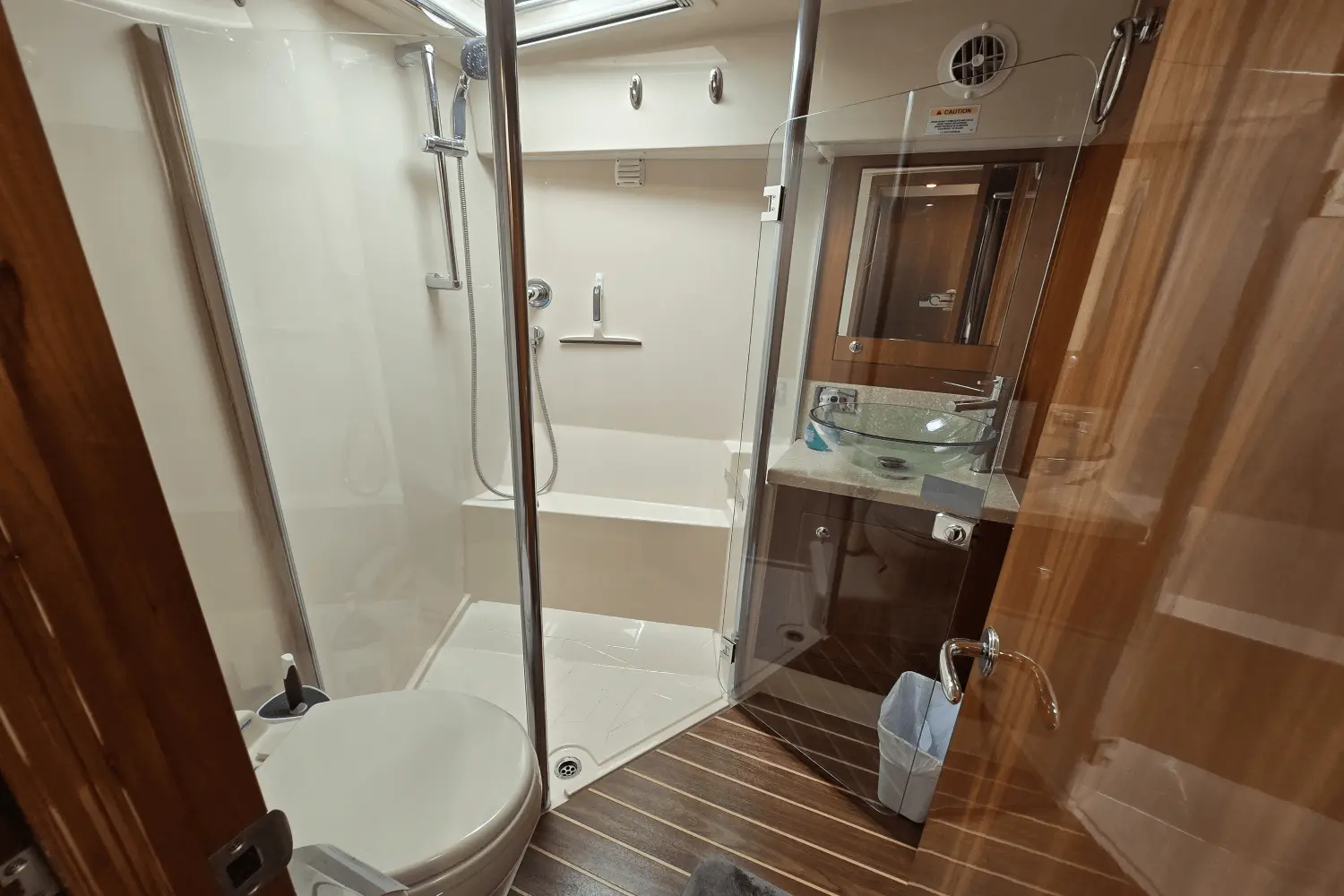 Thumbnail von Riviera 4400 Sport Yacht