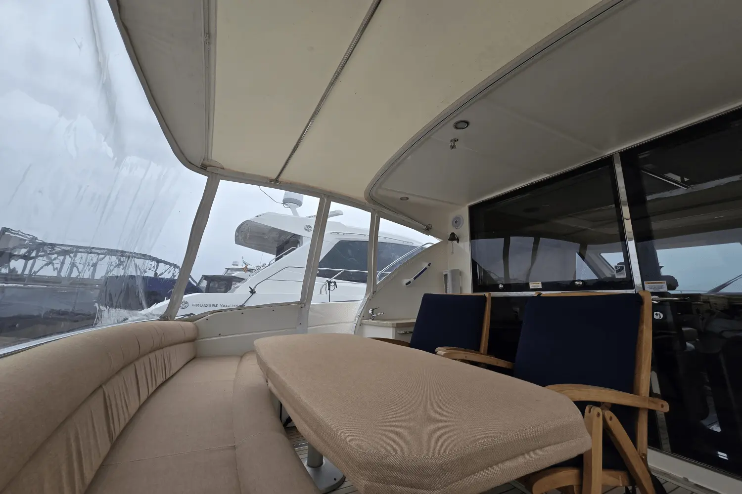 Thumbnail von Riviera 4400 Sport Yacht