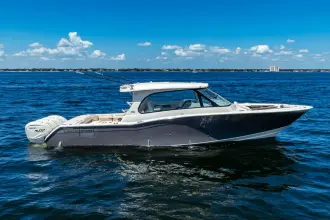 Thumbnail von Grady White Freedom 415